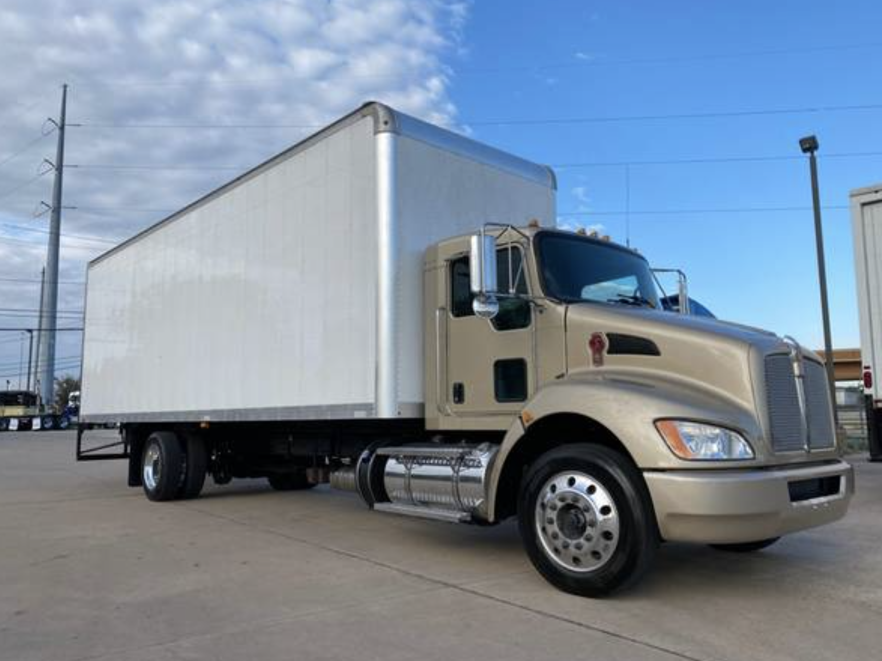 this image shows onsite truck repair in Calimesa, CA